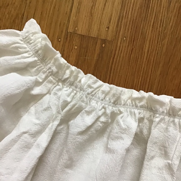 Boutique Peasant Top NWT - Picture 2 of 5